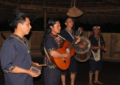 Bienvenida a a comunidad Sacha Waysa